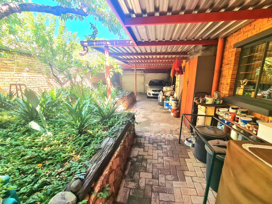 5 Bedroom Property for Sale in Horison Gauteng