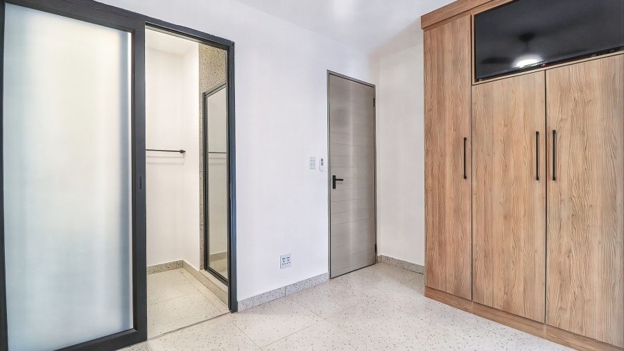 66 Bedroom Property for Sale in Lynnwood Glen Gauteng