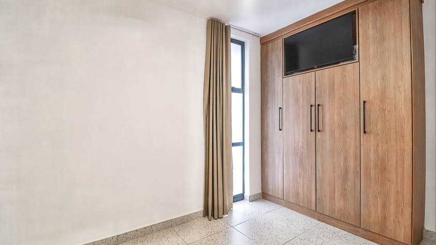 66 Bedroom Property for Sale in Lynnwood Glen Gauteng