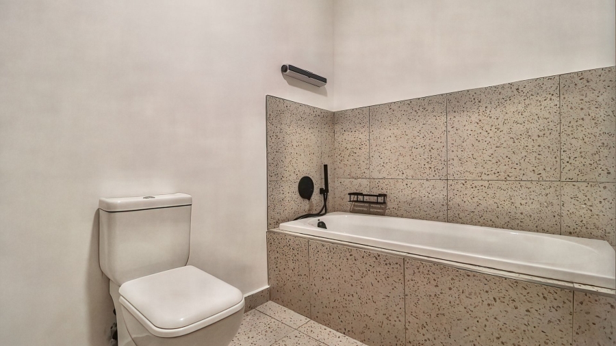 66 Bedroom Property for Sale in Lynnwood Glen Gauteng
