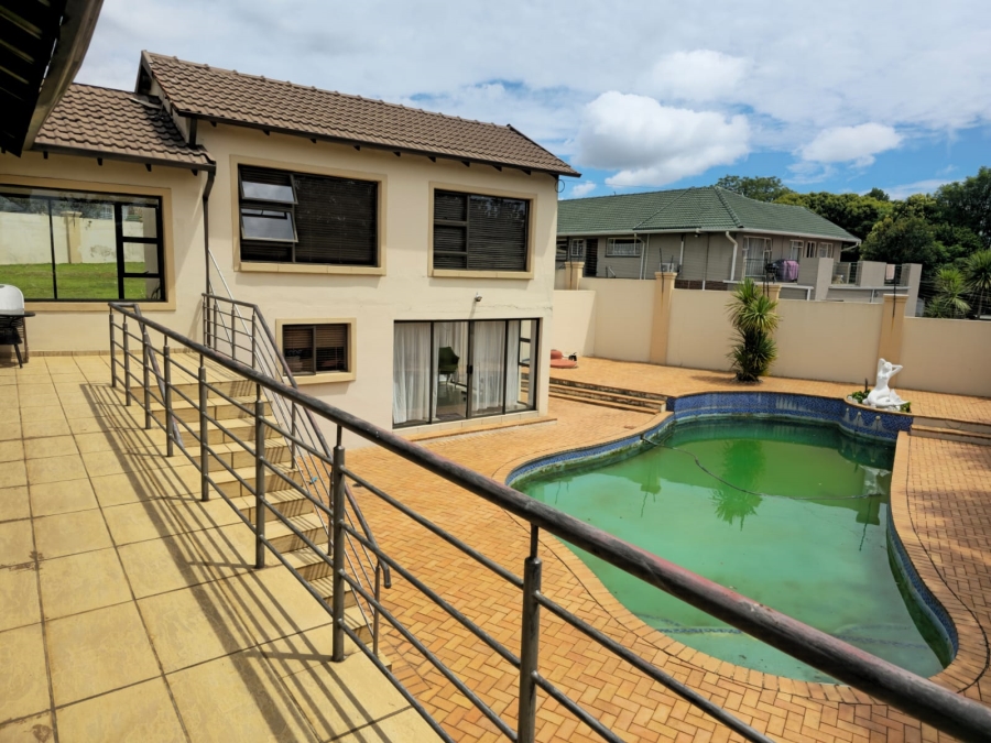 4 Bedroom Property for Sale in Horison Gauteng