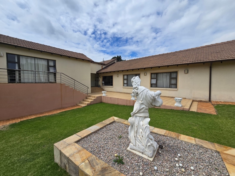 4 Bedroom Property for Sale in Horison Gauteng