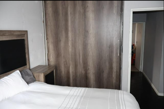 To Let 4 Bedroom Property for Rent in Radiokop Gauteng