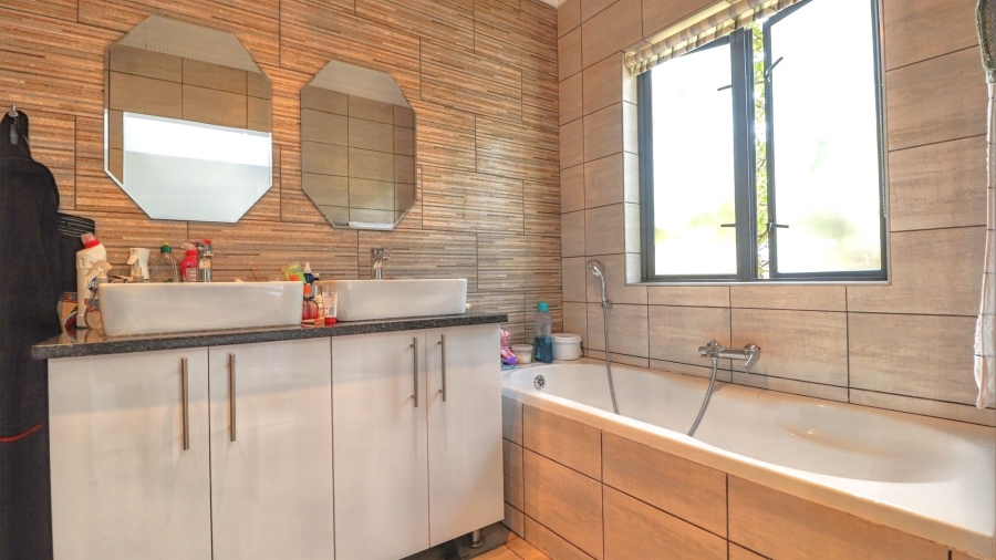 2 Bedroom Property for Sale in Lynnwood Manor Gauteng