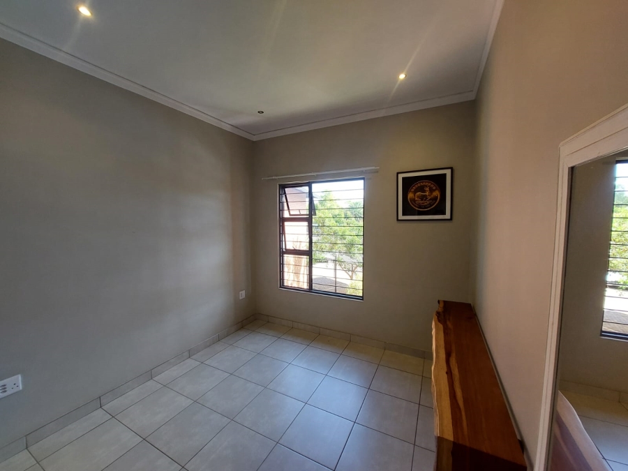 2 Bedroom Property for Sale in Rietvalleirand Gauteng