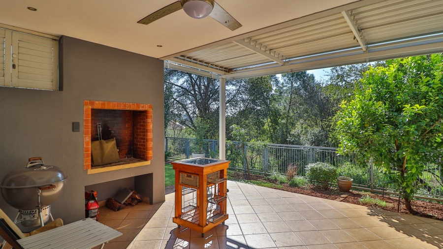 To Let 3 Bedroom Property for Rent in Rietvlei Heights Country Estate Gauteng