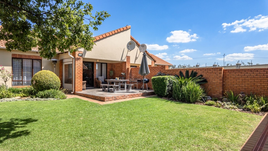 3 Bedroom Property for Sale in Rietvlei Heights Country Estate Gauteng