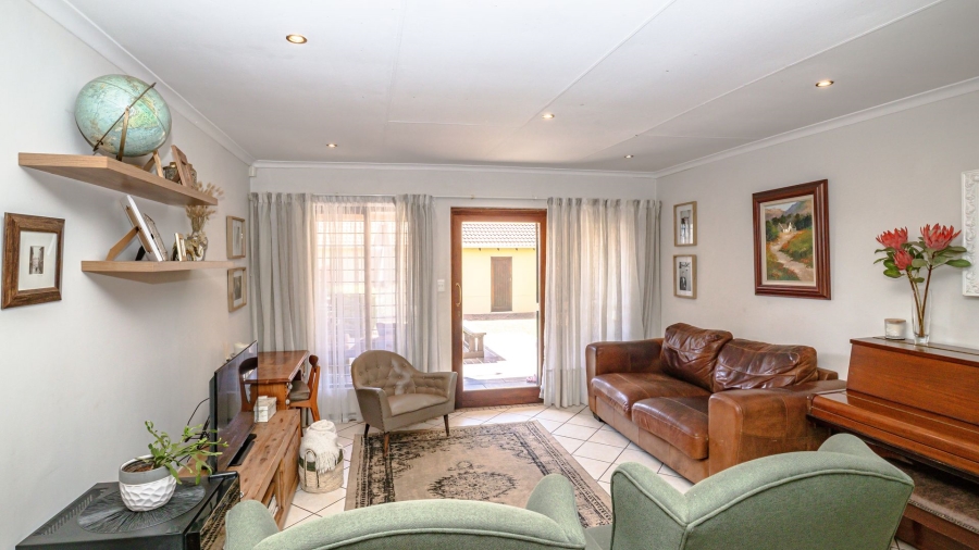 3 Bedroom Property for Sale in Rietvlei Heights Country Estate Gauteng