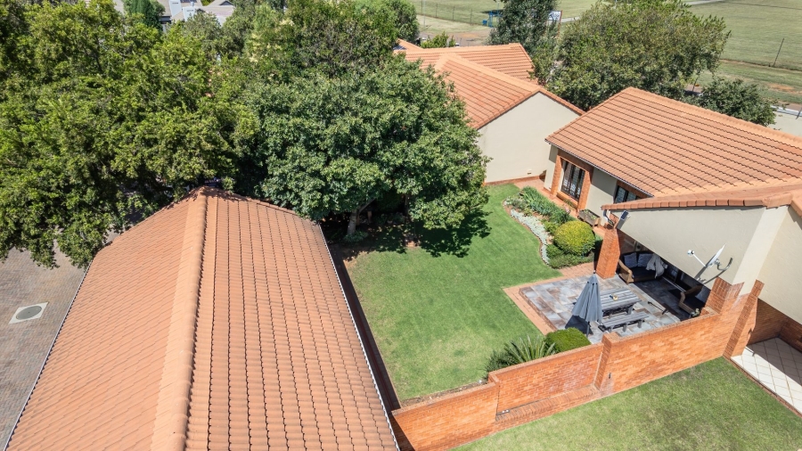 3 Bedroom Property for Sale in Rietvlei Heights Country Estate Gauteng