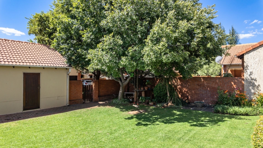 3 Bedroom Property for Sale in Rietvlei Heights Country Estate Gauteng