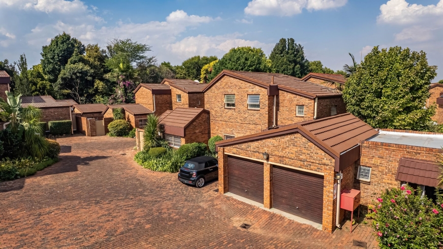 2 Bedroom Property for Sale in Sandown Gauteng