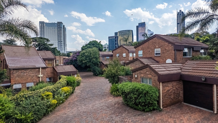 2 Bedroom Property for Sale in Sandown Gauteng
