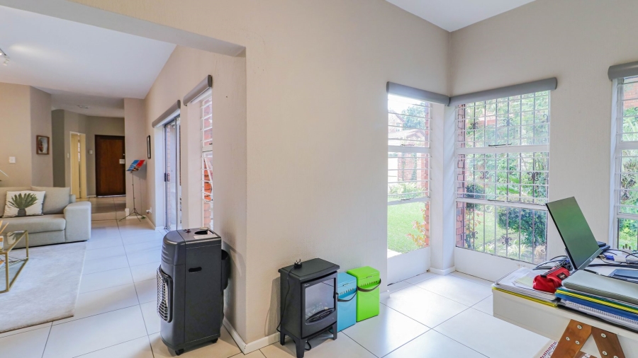 2 Bedroom Property for Sale in Sandown Gauteng