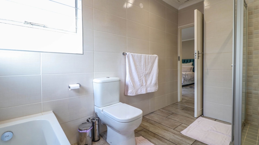 2 Bedroom Property for Sale in Sandown Gauteng