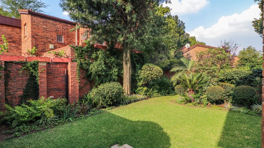 2 Bedroom Property for Sale in Sandown Gauteng