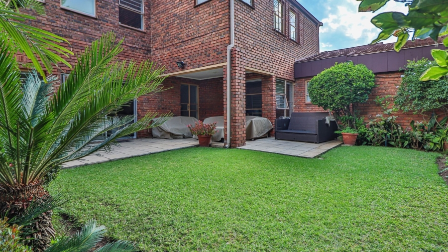 2 Bedroom Property for Sale in Sandown Gauteng