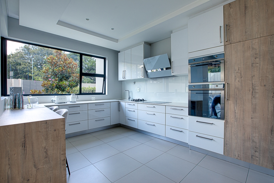 4 Bedroom Property for Sale in Morningside Gauteng