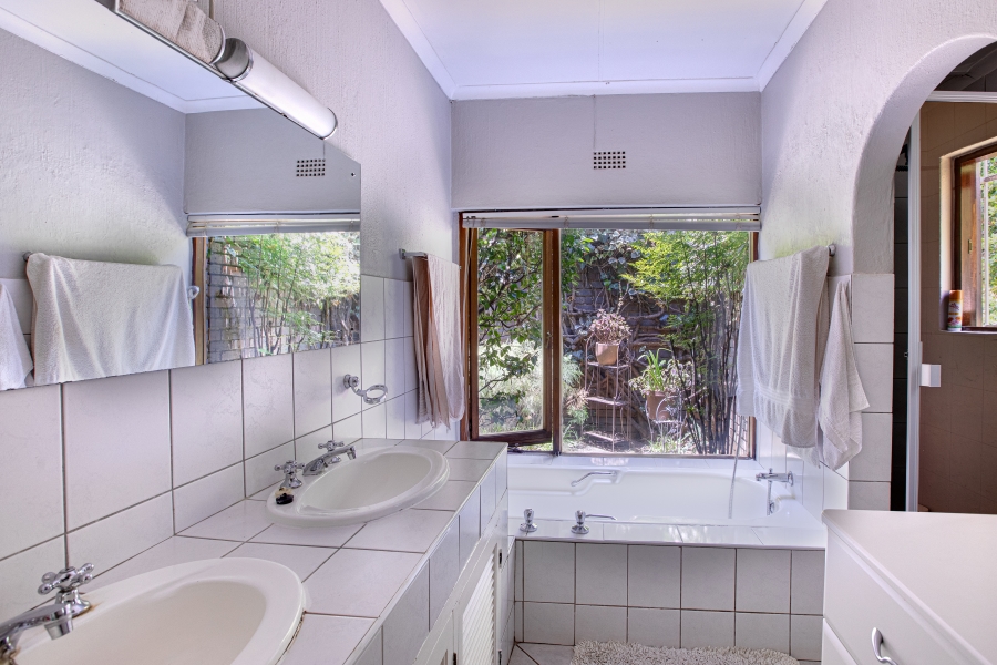 4 Bedroom Property for Sale in River Club Gauteng