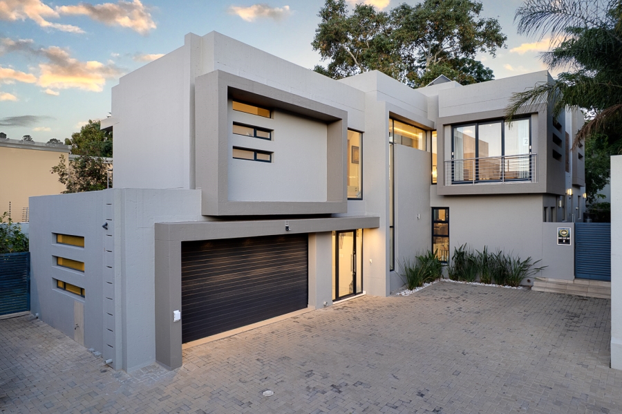 4 Bedroom Property for Sale in Bryanston Gauteng