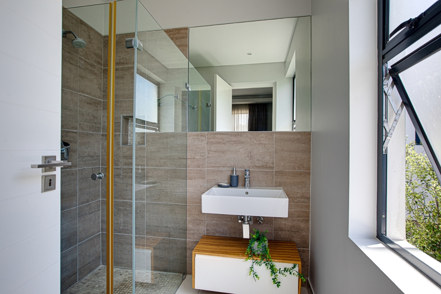 To Let 4 Bedroom Property for Rent in Morningside Gauteng