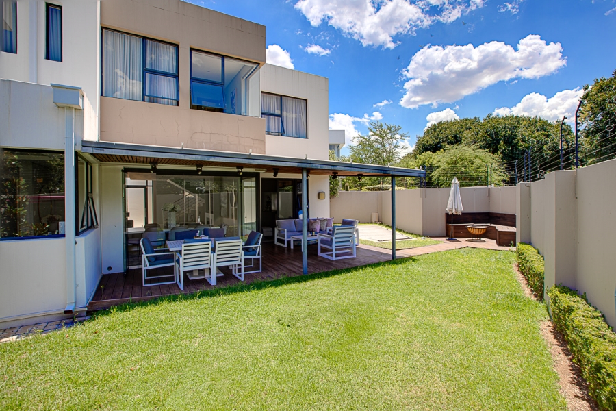 To Let 4 Bedroom Property for Rent in Morningside Gauteng