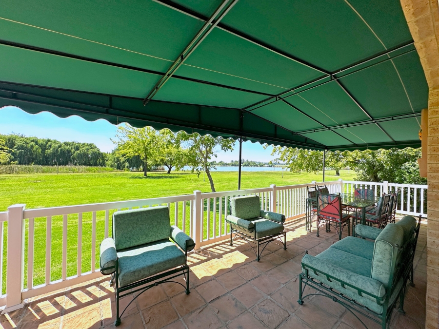 3 Bedroom Property for Sale in Shores of Loch Vaal Gauteng