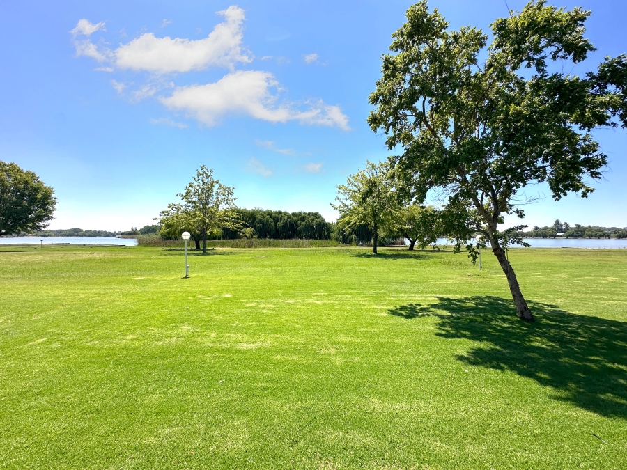 3 Bedroom Property for Sale in Shores of Loch Vaal Gauteng