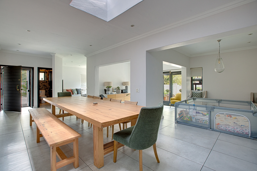 To Let 3 Bedroom Property for Rent in Maroeladal Gauteng