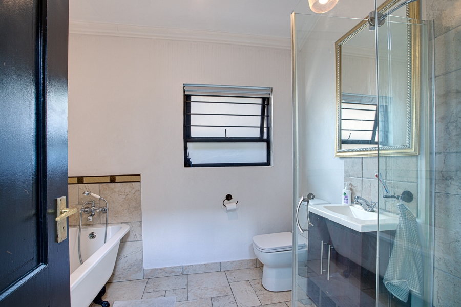 To Let 3 Bedroom Property for Rent in Maroeladal Gauteng