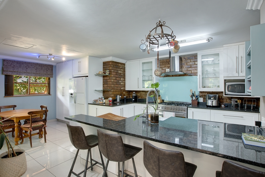 4 Bedroom Property for Sale in Bryanston Gauteng