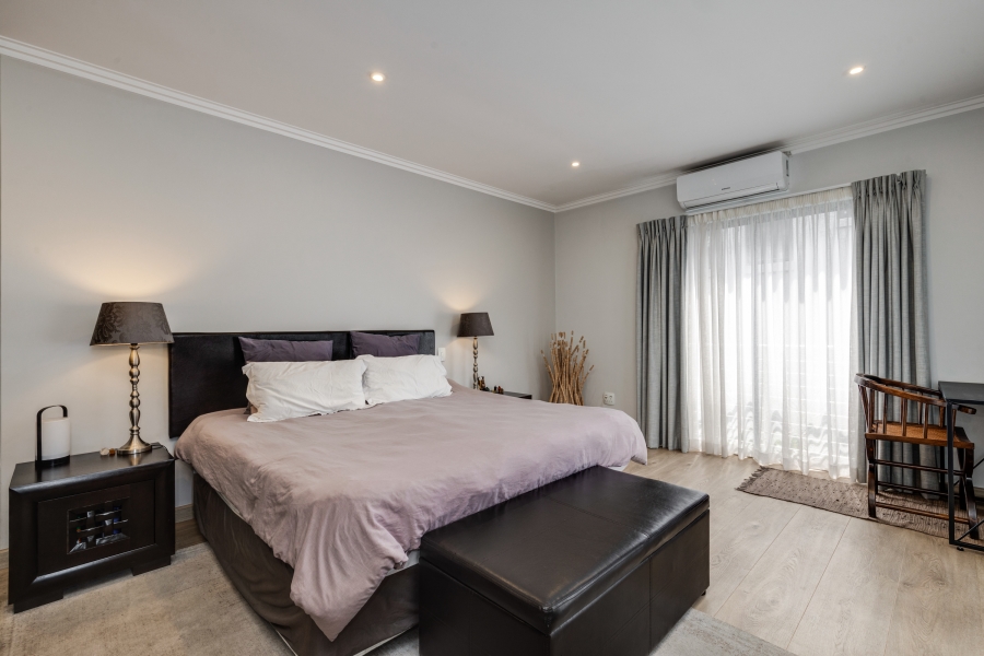 To Let 4 Bedroom Property for Rent in Bryanston Gauteng