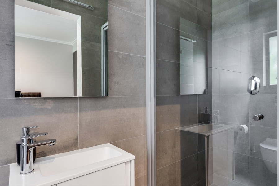 To Let 4 Bedroom Property for Rent in Bryanston Gauteng