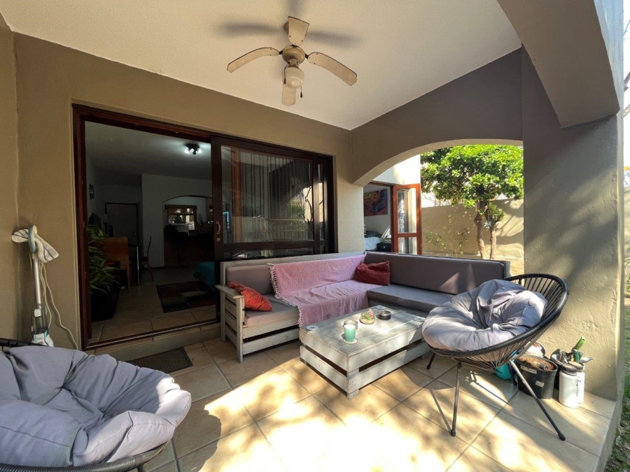 To Let 1 Bedroom Property for Rent in Pineslopes Gauteng