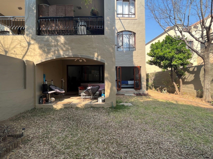 To Let 1 Bedroom Property for Rent in Pineslopes Gauteng