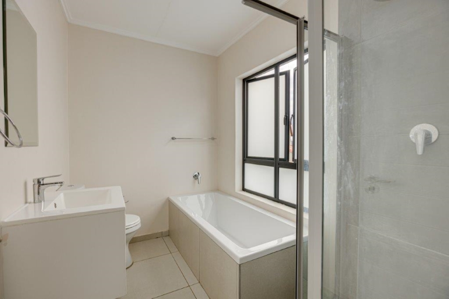 3 Bedroom Property for Sale in Fourways Gauteng