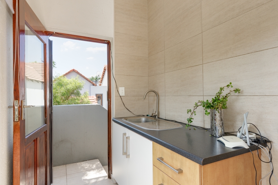 4 Bedroom Property for Sale in Broadacres Gauteng