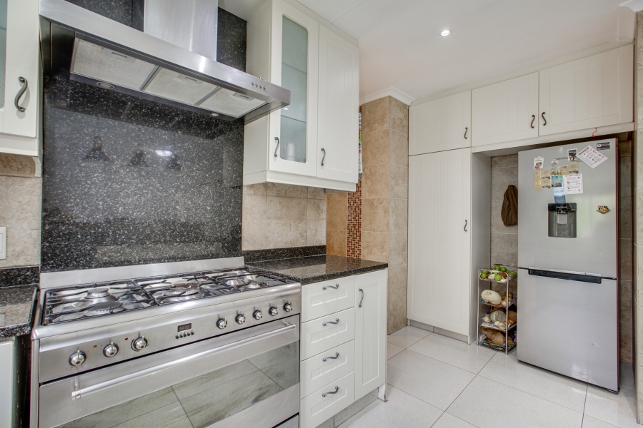 3 Bedroom Property for Sale in Fourways Gauteng