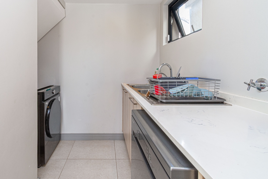 3 Bedroom Property for Sale in Bryanston Gauteng