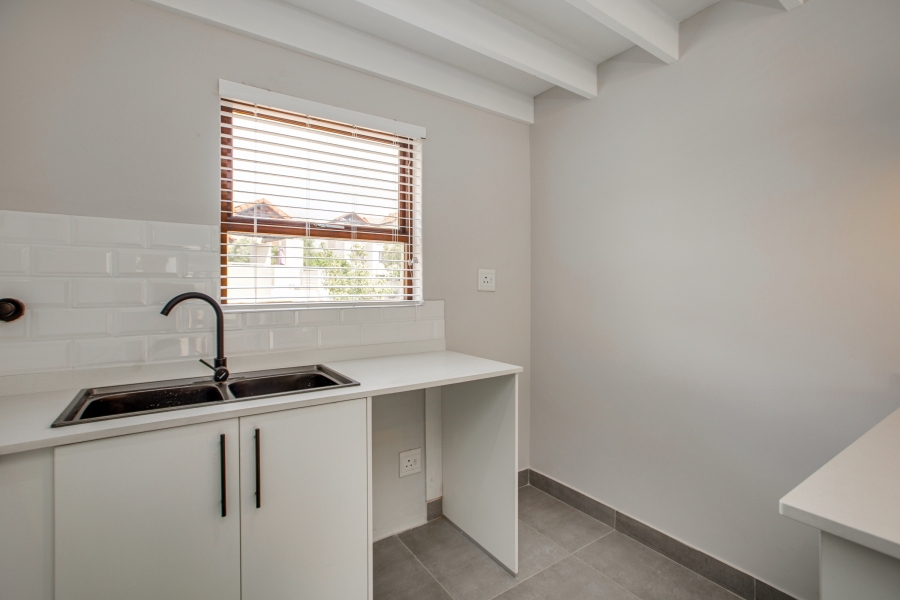 2 Bedroom Property for Sale in Fourways Gauteng