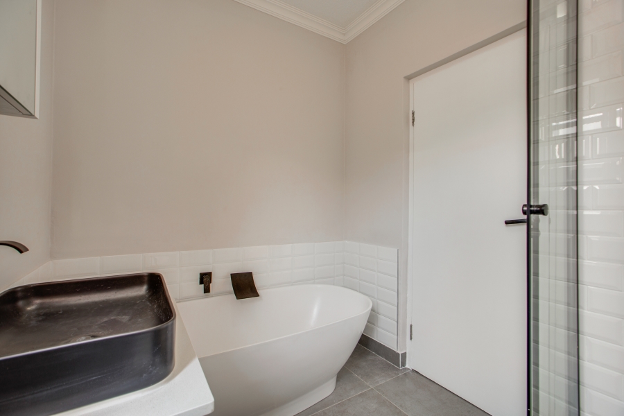 2 Bedroom Property for Sale in Fourways Gauteng