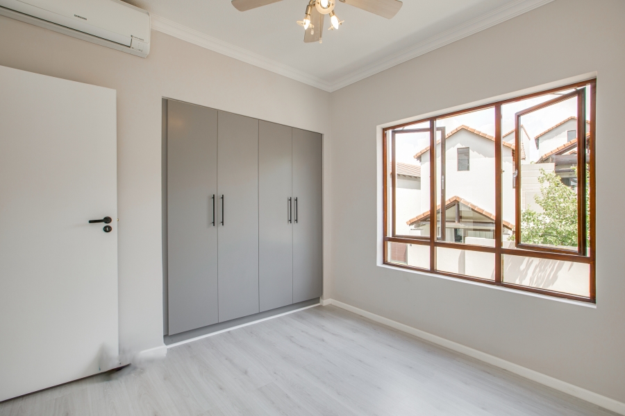 2 Bedroom Property for Sale in Fourways Gauteng