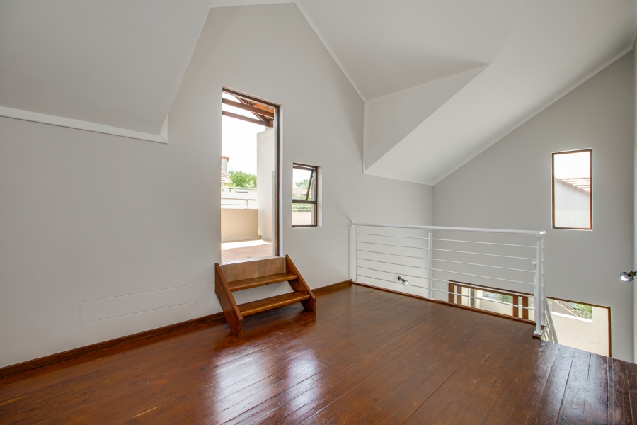 2 Bedroom Property for Sale in Fourways Gauteng