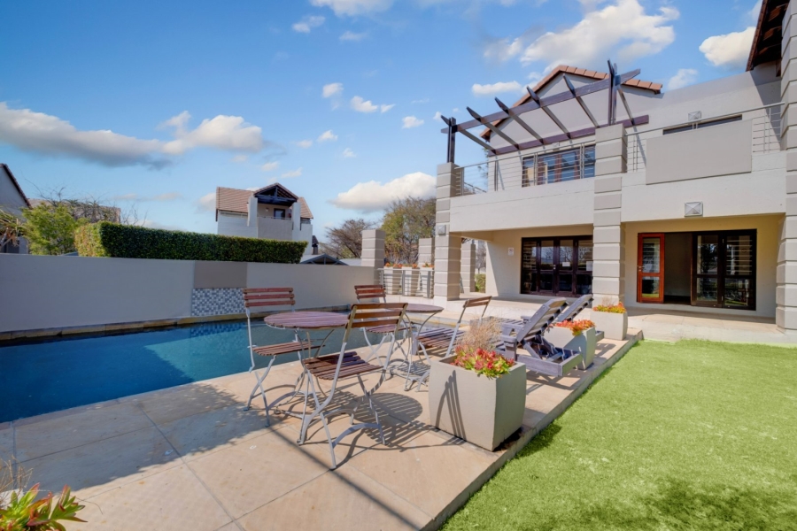 2 Bedroom Property for Sale in Fourways Gauteng