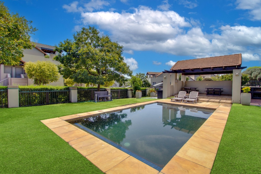 2 Bedroom Property for Sale in Fourways Gauteng