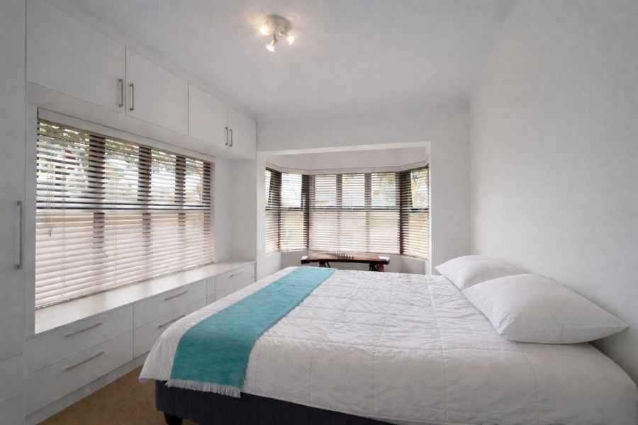 To Let 2 Bedroom Property for Rent in Bryanston Gauteng