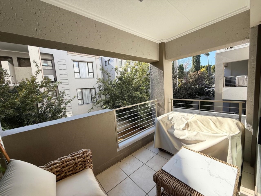 To Let 1 Bedroom Property for Rent in Bryanston Gauteng