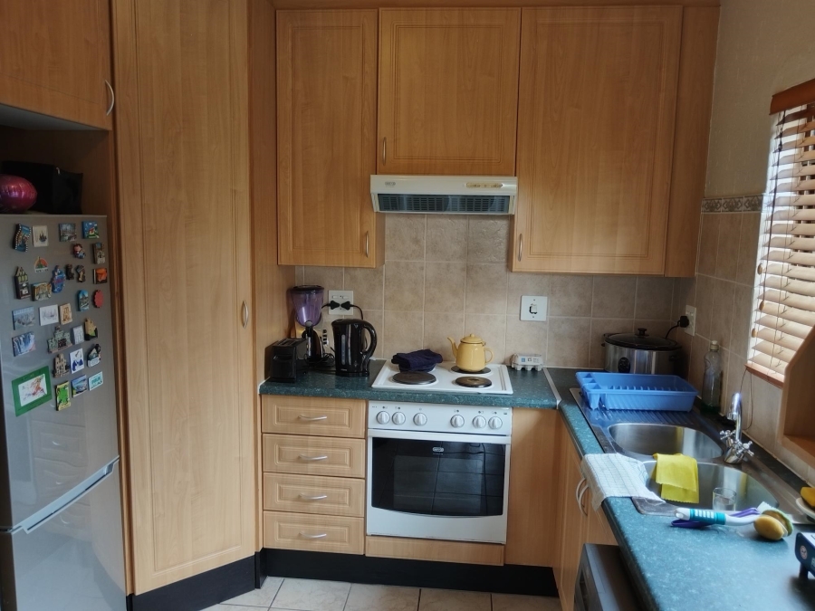 To Let 3 Bedroom Property for Rent in Douglasdale Gauteng