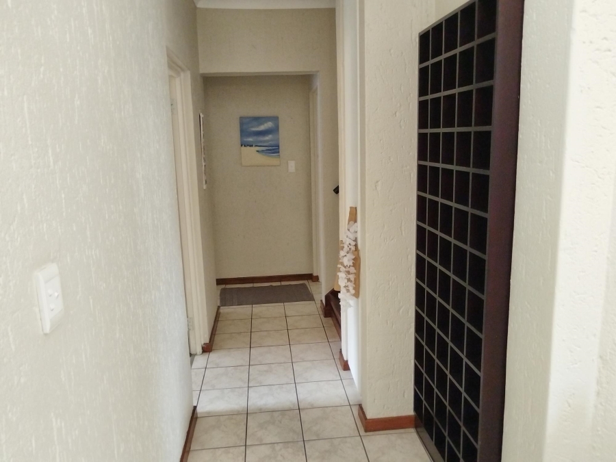 To Let 3 Bedroom Property for Rent in Douglasdale Gauteng