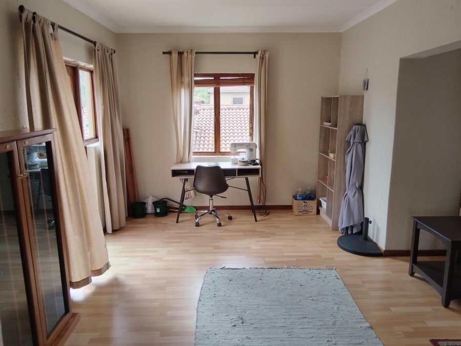 To Let 3 Bedroom Property for Rent in Douglasdale Gauteng