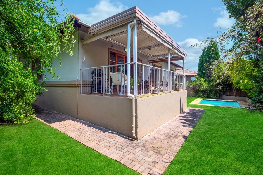 To Let 3 Bedroom Property for Rent in Maroeladal Gauteng